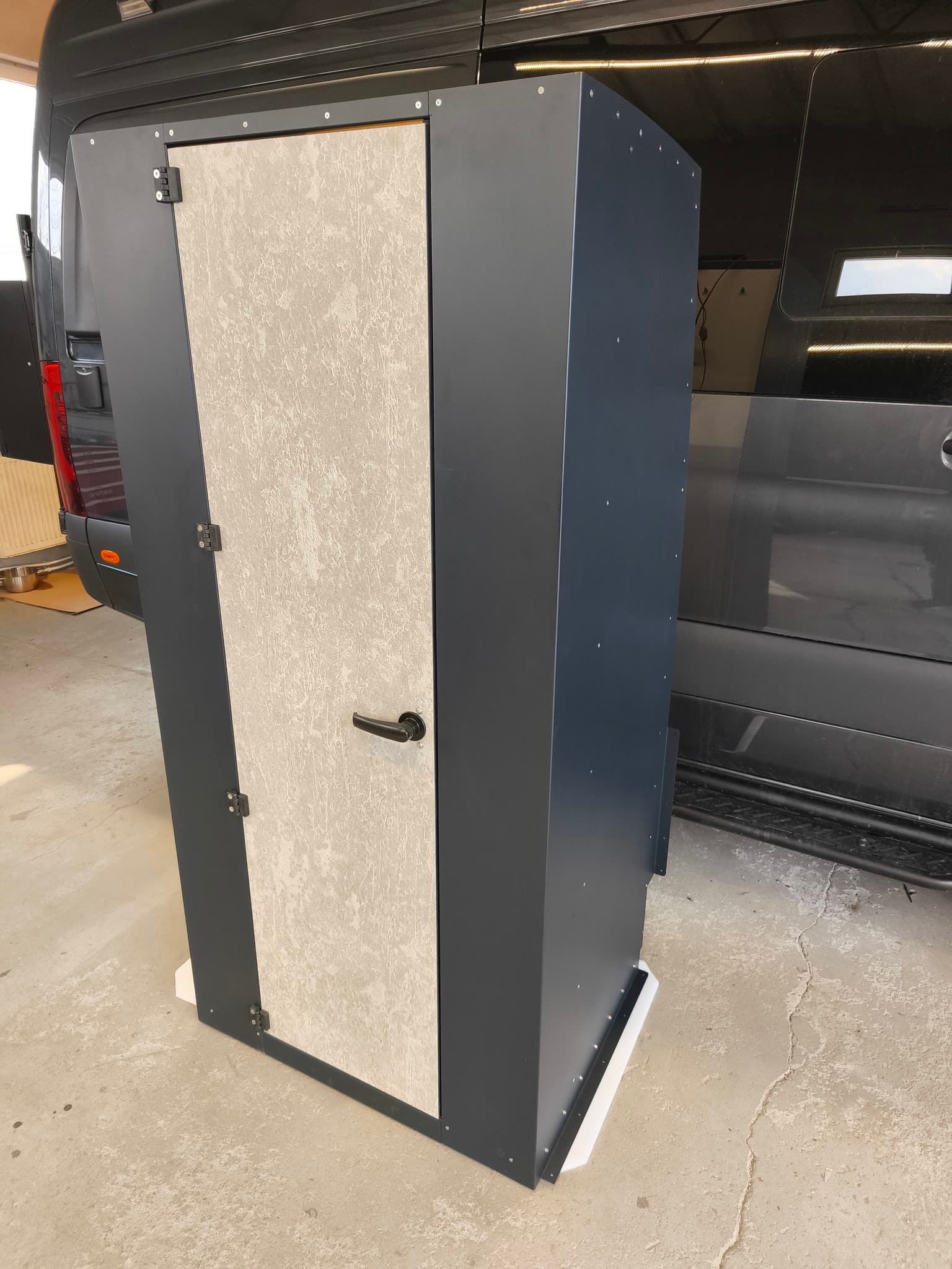 Gotowa Kabina Łazienkowa do campervana